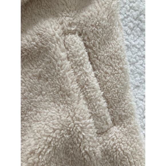 Columbia women's cream Sherpa fleece 3/4 length snap front coat, size XL - Picture 10 of 10